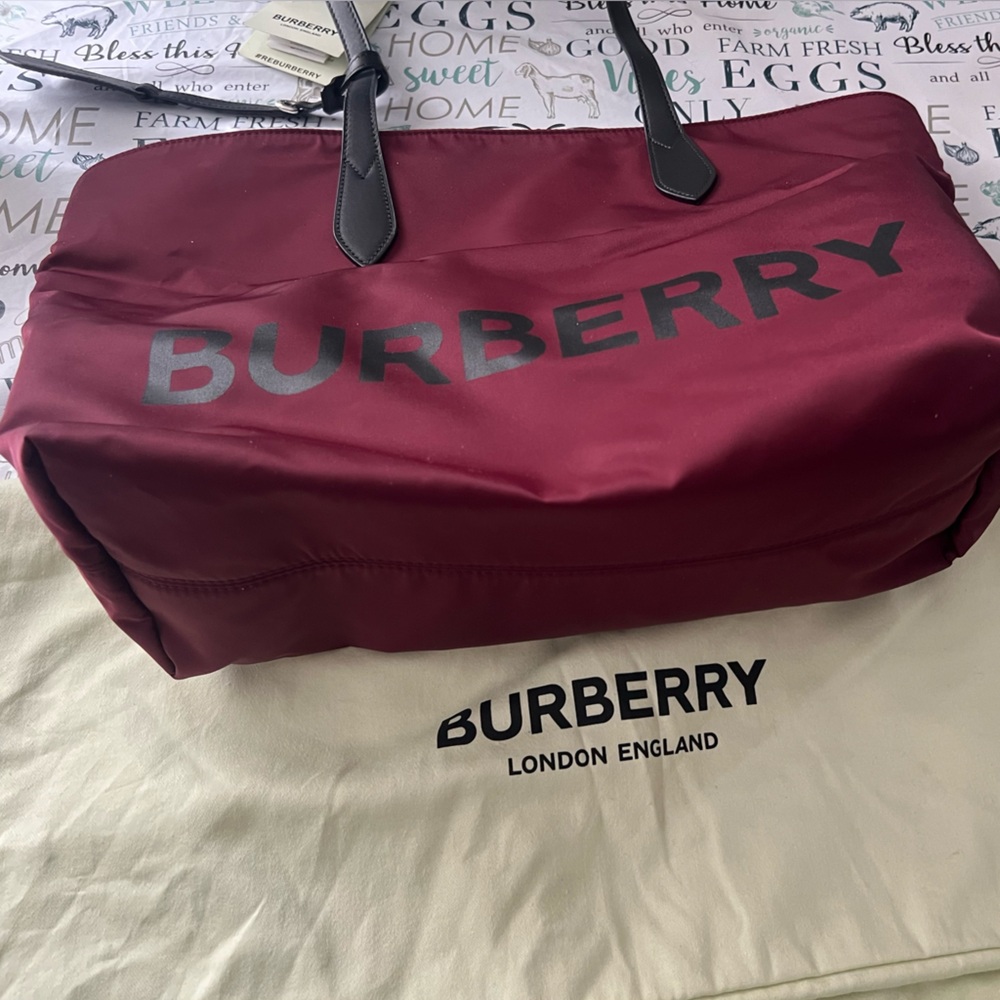 Tote Nylon Burberry Burgandy